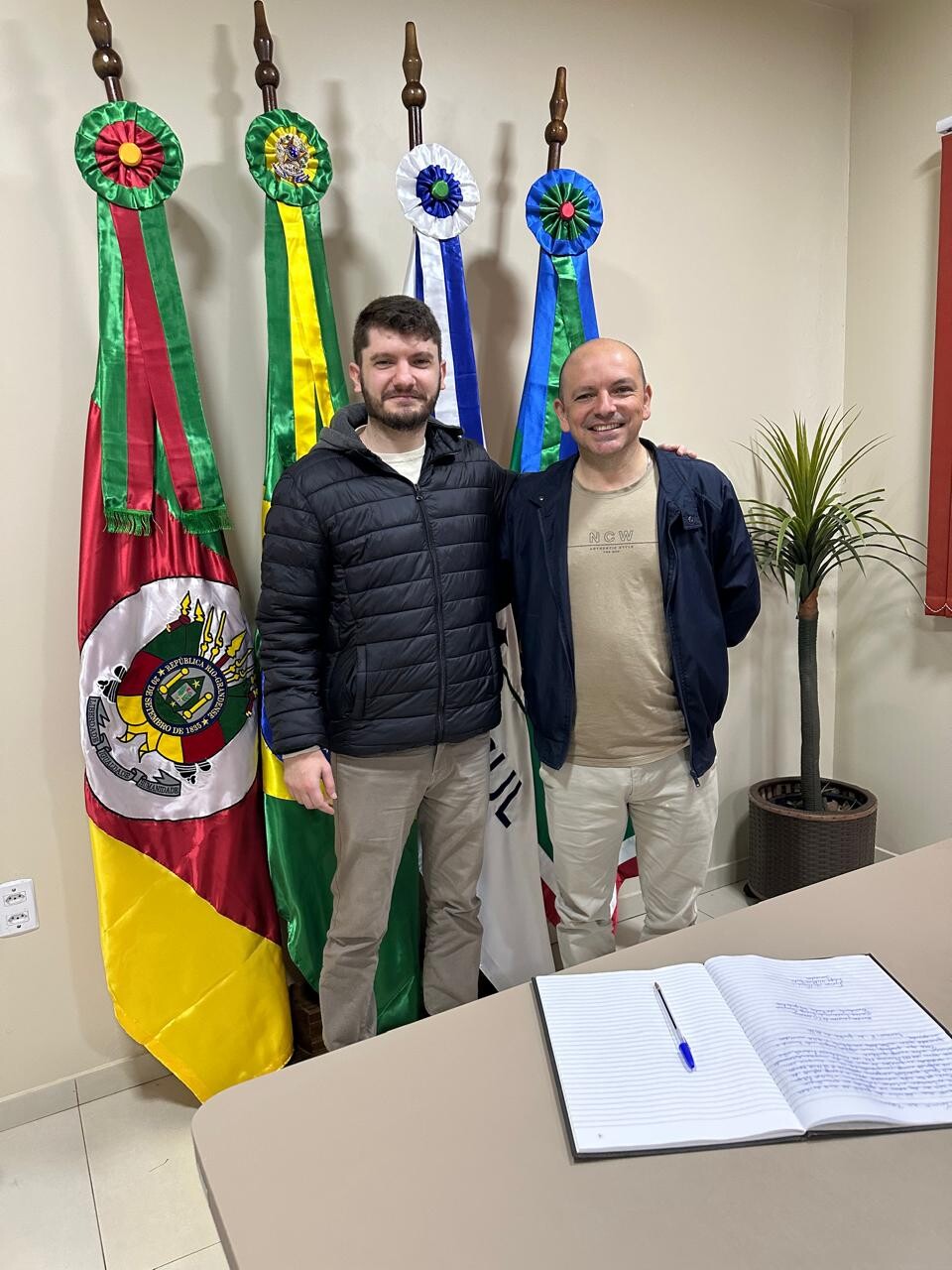 Câmara de Vereadores de Caraá dá posse a novo servidor efetivo
